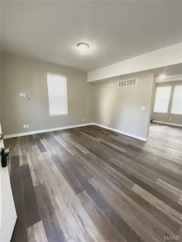 $299,500 | 307 East Washington Street, O'Fallon, IL 62269