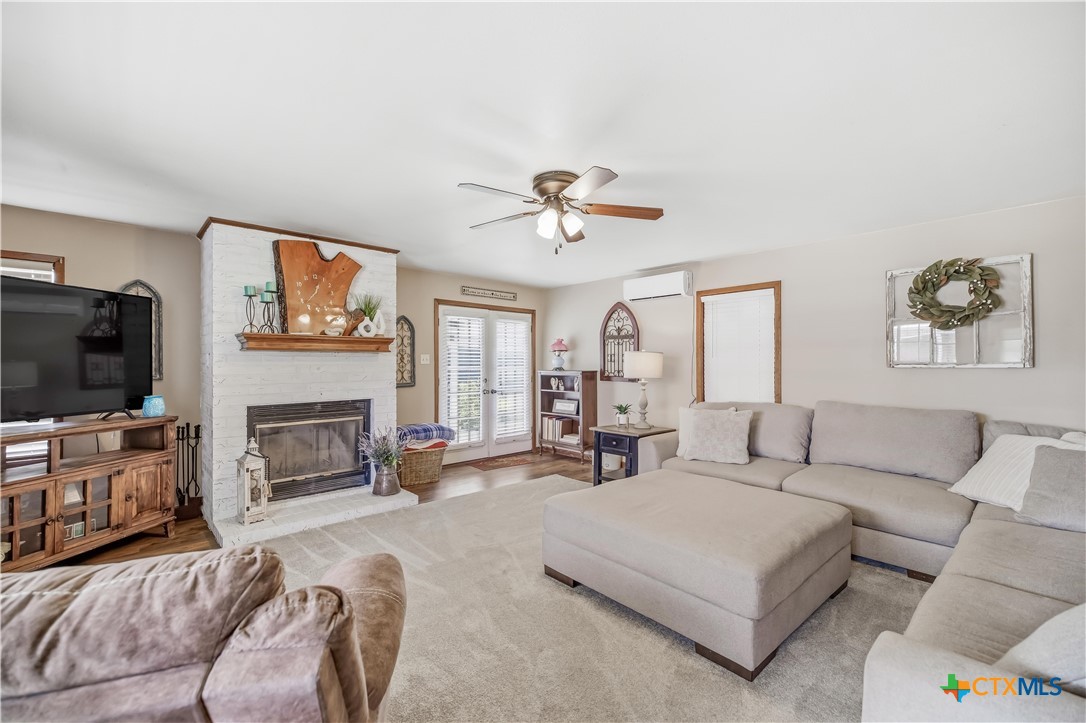 1363 Old Goliad Road Victoria, TX 77905 - Photo 4 of 31