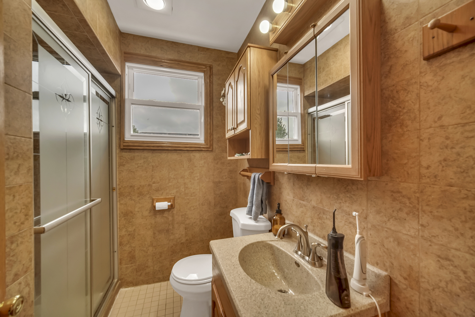 5100 South Rutherford Avenue Chicago, IL 60638 - Photo 23 of 44