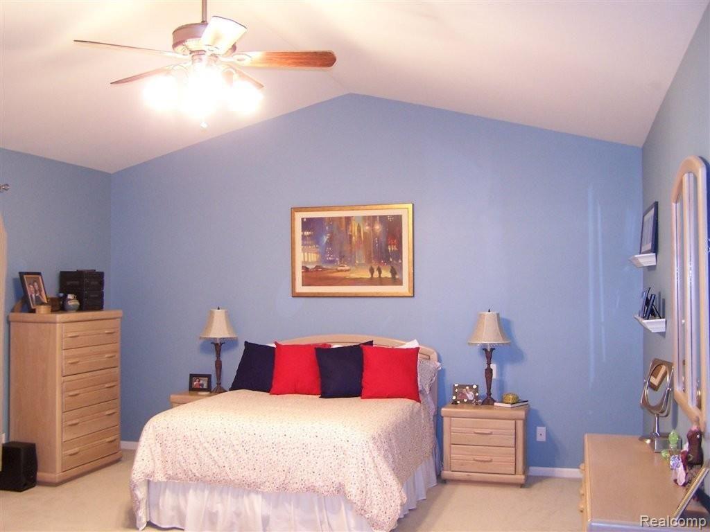 49250 Rockefeller Drive Canton, MI 48188 - Photo 14 of 18 Large MBR Suite