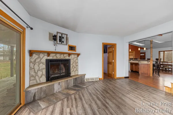 $399,900 | 603 South State Street, Nashville, MI 49073