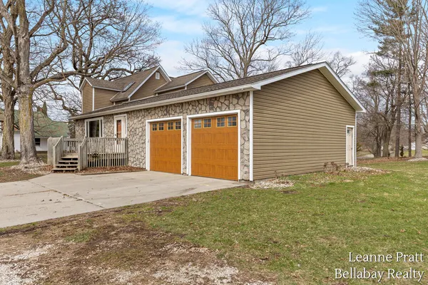 $399,900 | 603 South State Street, Nashville, MI 49073