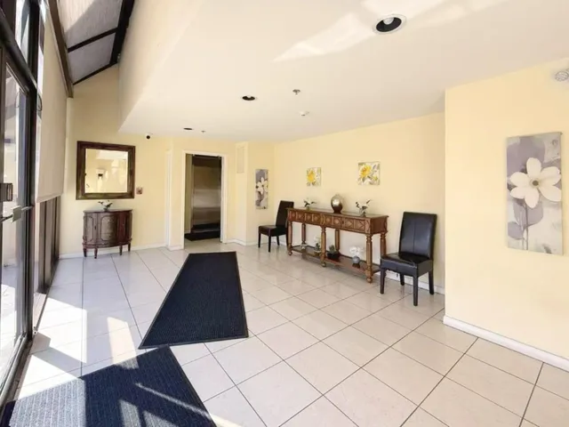 $330,000 | 324 Catalpa Street, Unit 206, San Mateo, CA 94401