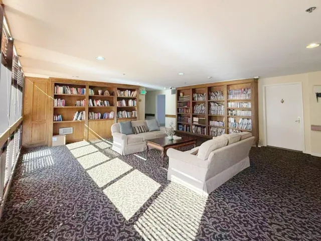 $330,000 | 324 Catalpa Street, Unit 206, San Mateo, CA 94401