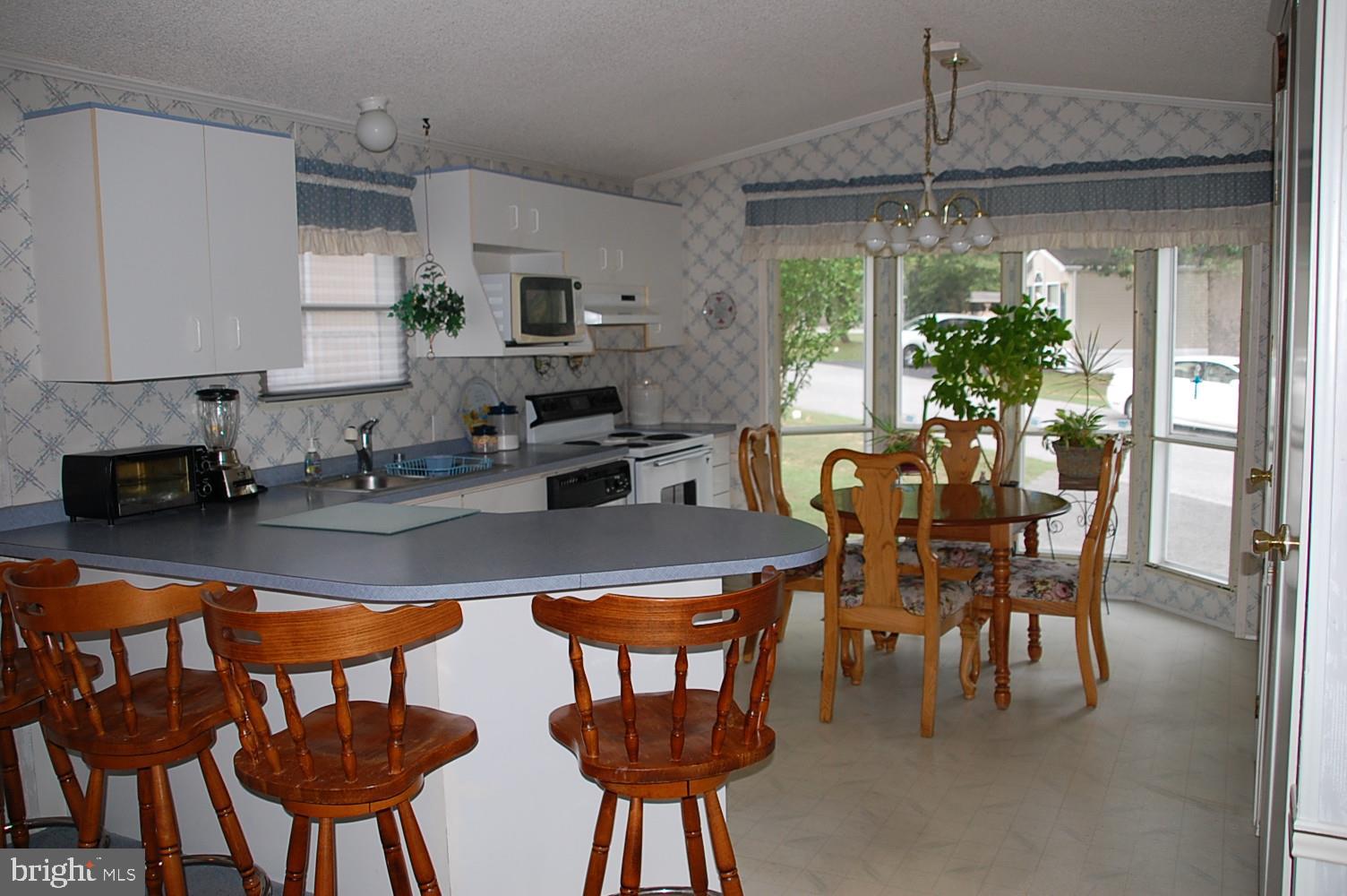 10505 Cedarville Road Brandywine, MD 20613 - Photo 10 of 21 Kitchen and Bay Window