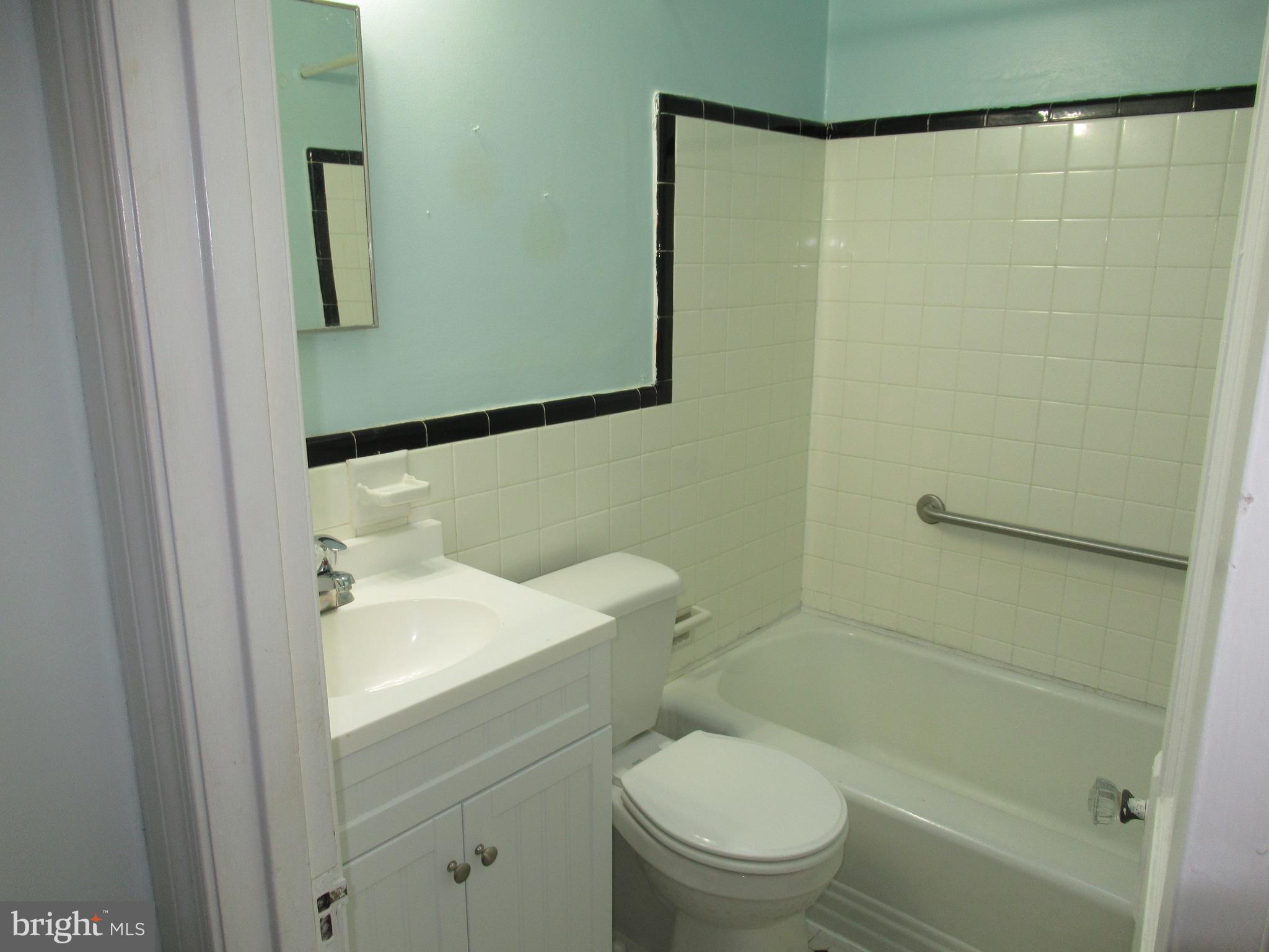 7264 Lamport Road Upper Darby, PA 19082 - Photo 26 of 38