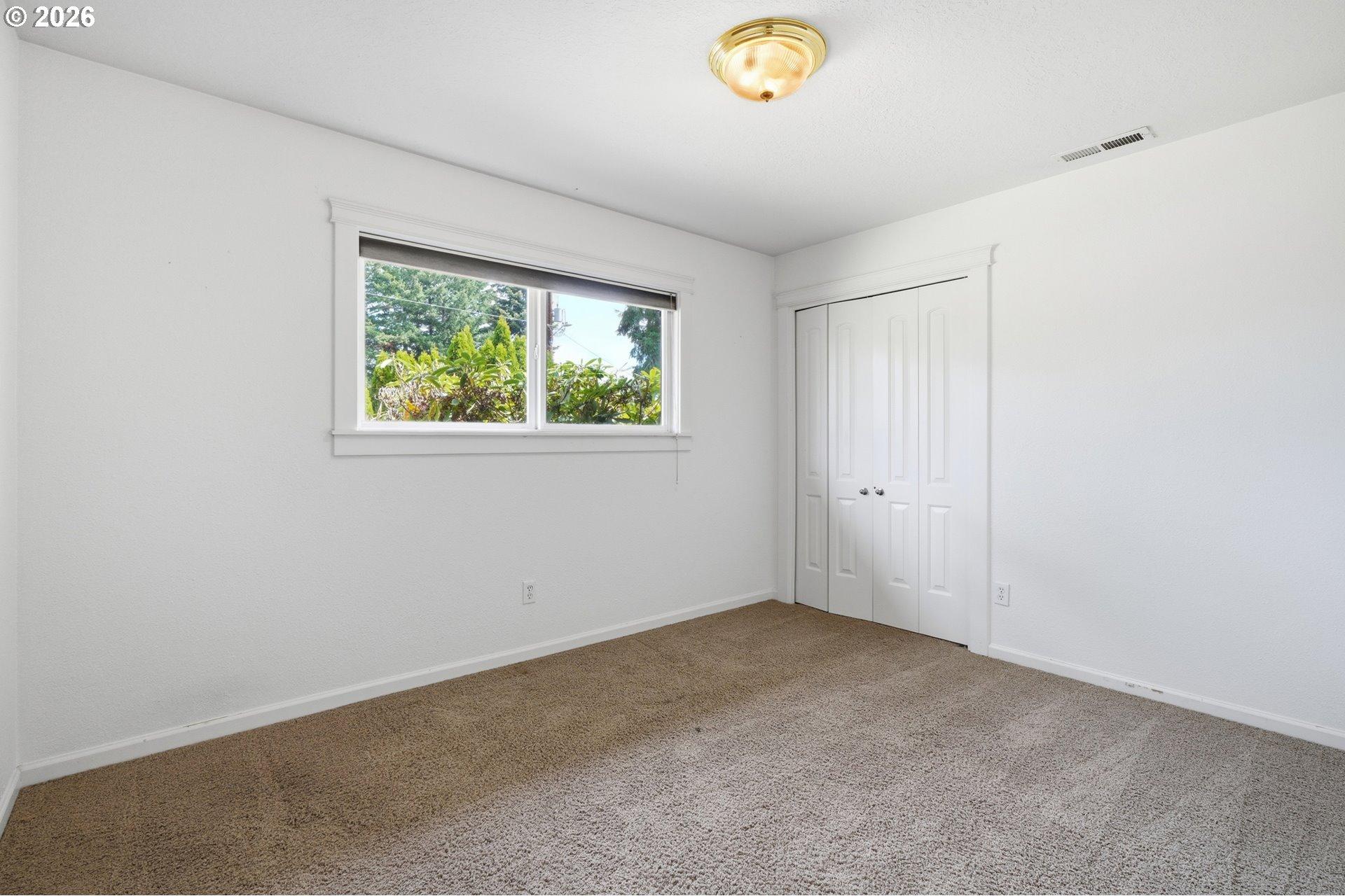 13166 Southeast Ridgecrest Road Happy Valley, OR 97086 - Photo 25 of 35 Gallery Image 25