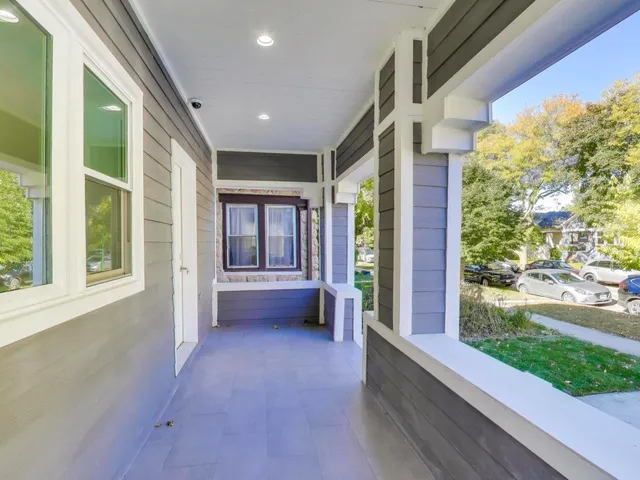 a view of an entryway