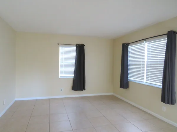 $530,000 | 1500 South Ocean Boulevard, Unit 102, Lauderdale-by-the-Sea, FL 33062