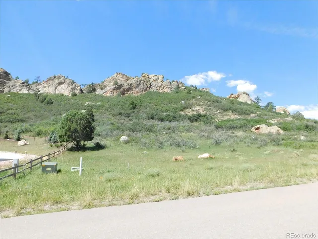 $207,900 | 5760 Country Club Drive, Larkspur, CO 80118