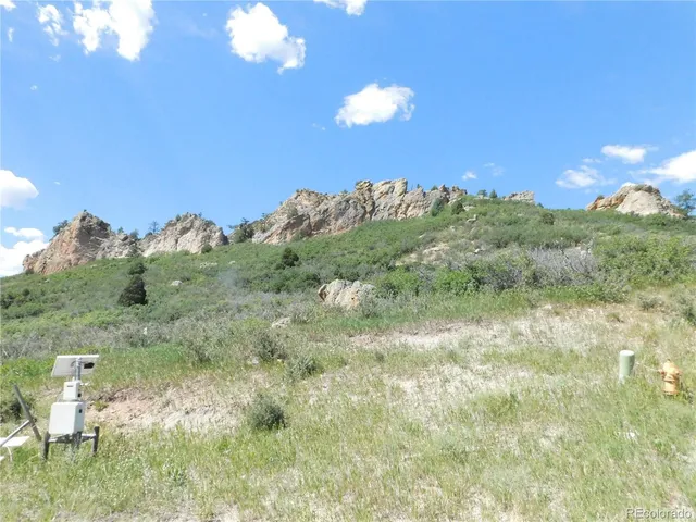 $207,900 | 5760 Country Club Drive, Larkspur, CO 80118