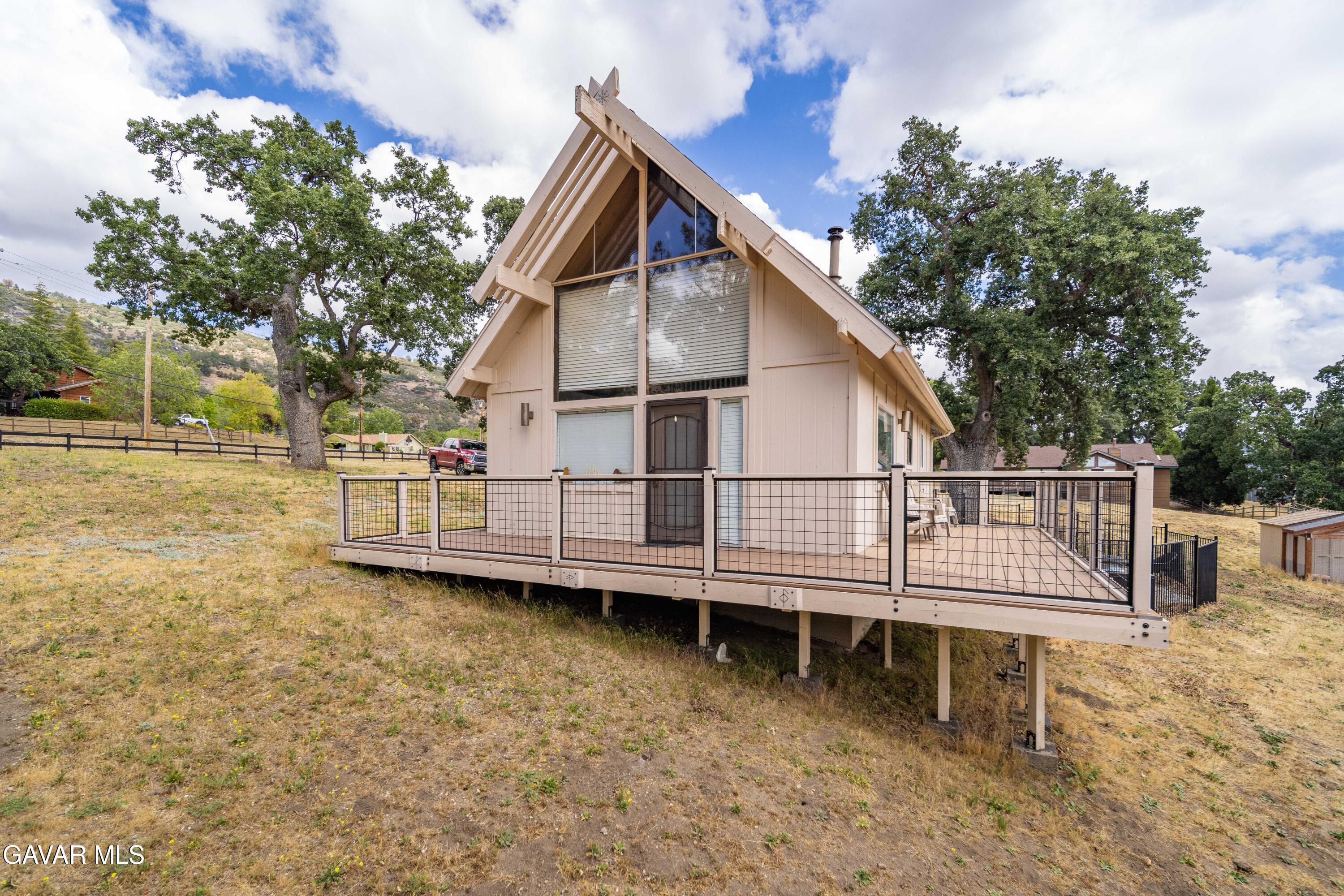 27200 Bear Valley Road Tehachapi, CA 93561 - Photo 3 of 40 27200 Bear Valley Rd Tehachapi,-3