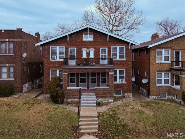 $330,000 | 4939 Eichelberger Street, St. Louis, MO 63109