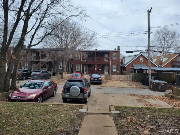 $330,000 | 4939 Eichelberger Street, St. Louis, MO 63109