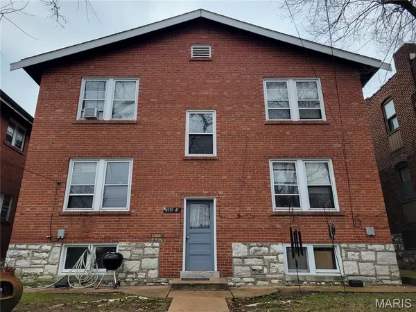 $330,000 | 4939 Eichelberger Street, St. Louis, MO 63109