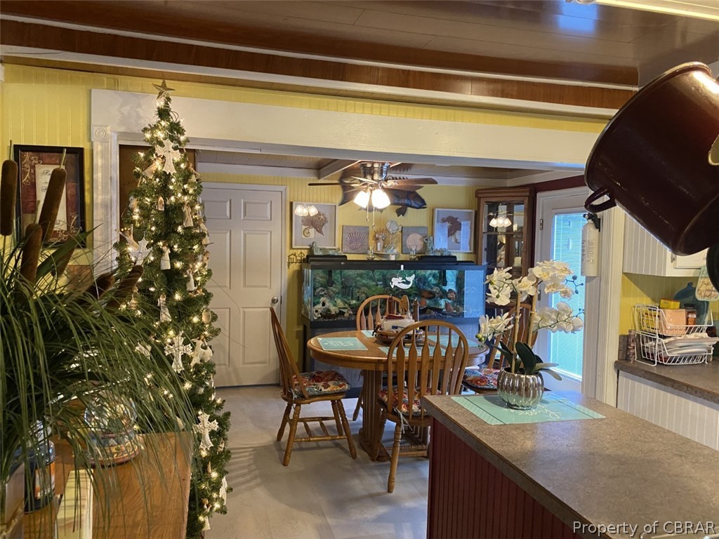 10093 Smiley Road Hayes, VA 23072 - Photo 5 of 18 kitchen to dining