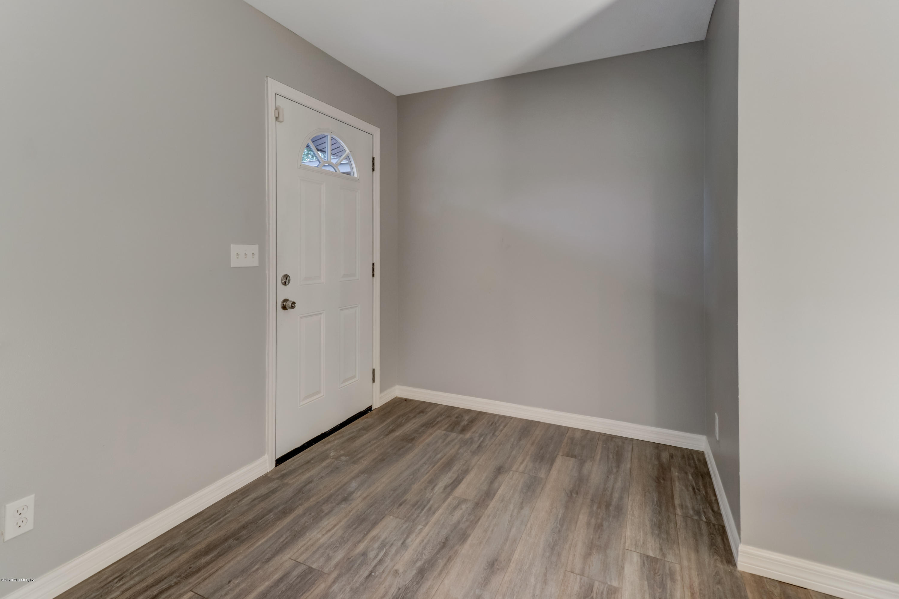 961 Memorial Park Road Jacksonville, FL 32221 - Photo 60 of 84 Front Door