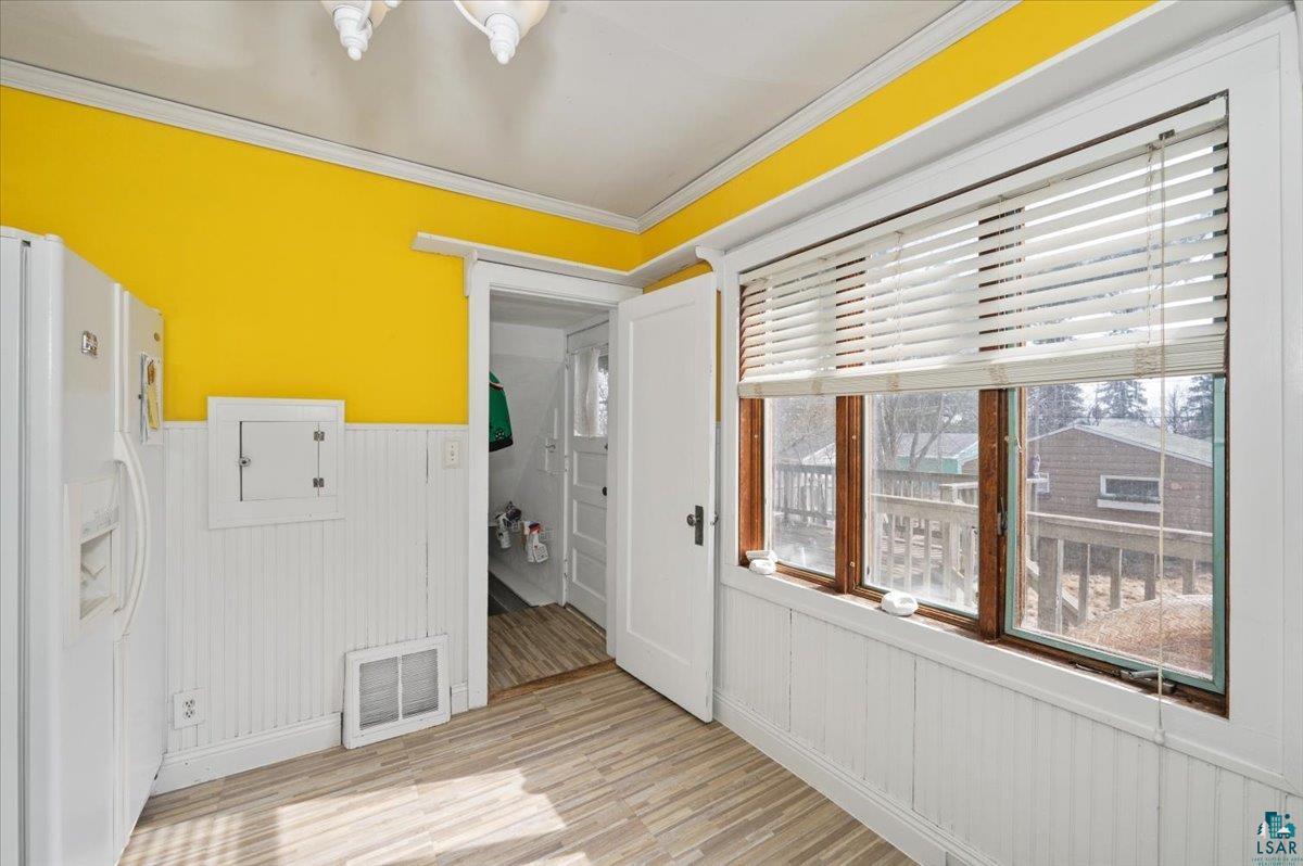 232 West Kent Road Duluth, MN 55812 - Photo 5 of 17 Gallery Image 5