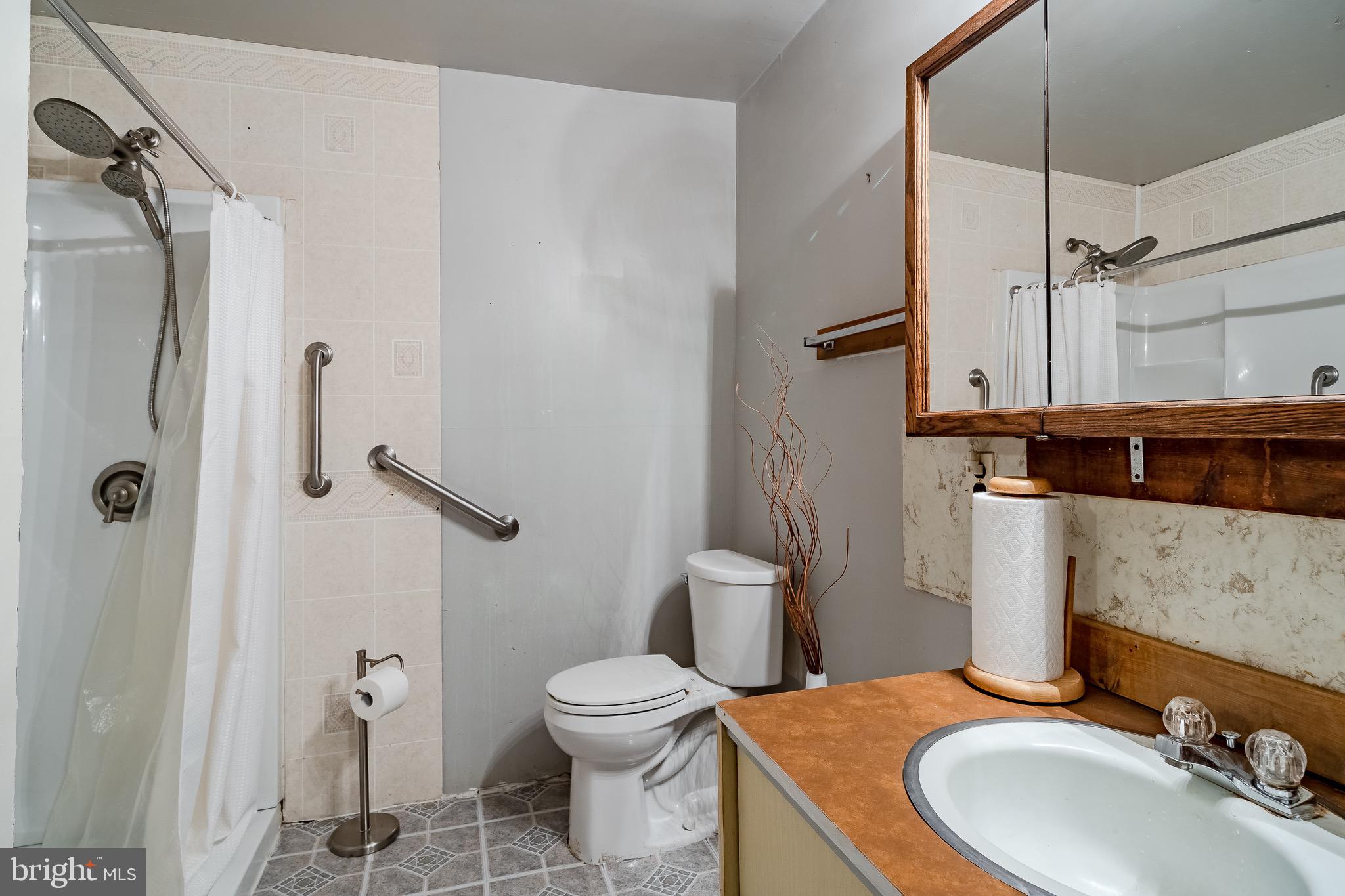 2956 Frazer Road Newark, DE 19702 - Photo 29 of 31 Ranch bathroom