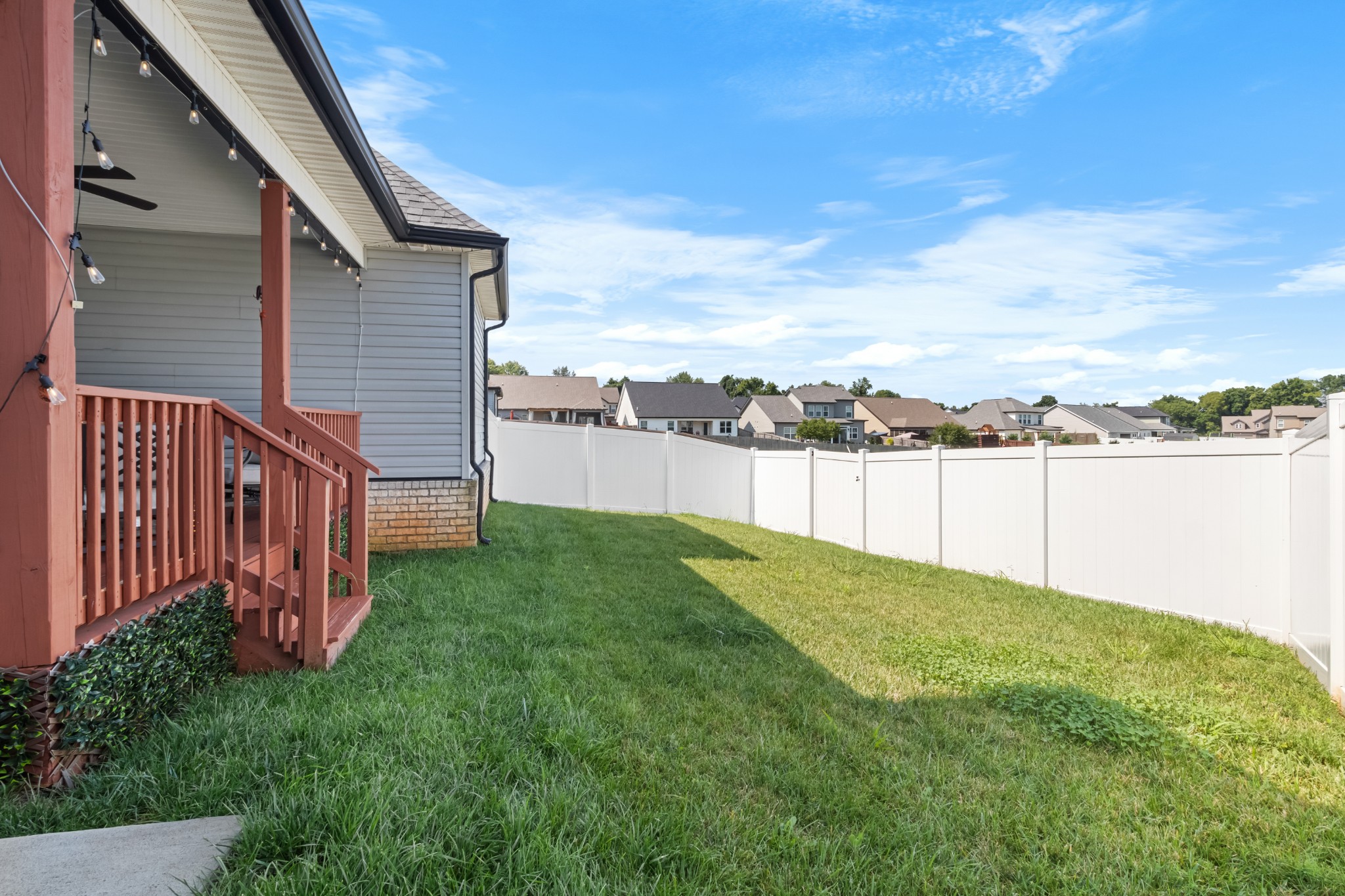 218 Elwell Road Clarksville, TN 37042 - Photo 33 of 35 Vinyl Fenced in Yard!!