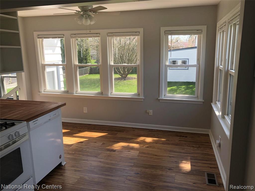 1510 Henry Ruff Road Garden City, MI 48135 - Photo 10 of 23