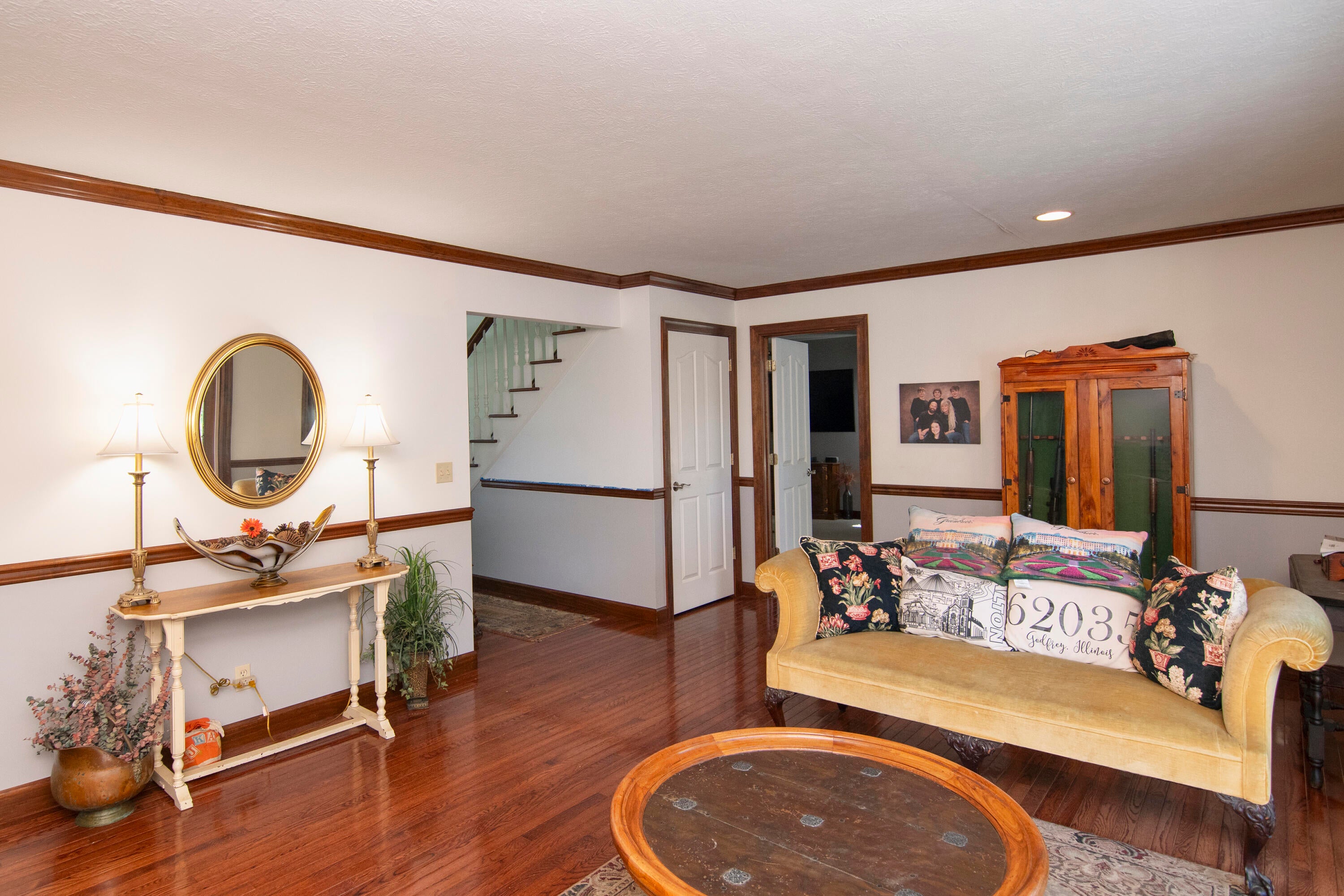 941 Chestnut Flats Road Williamsburg, WV 24991 - Photo 10 of 109 Gallery Image 10