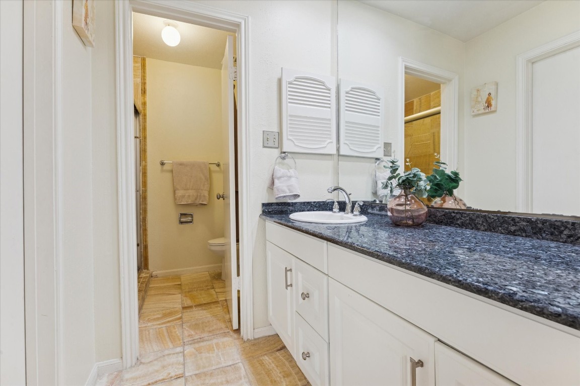 2829 Timmons Lane, Unit 184 Houston, TX 77027 - Photo 11 of 20