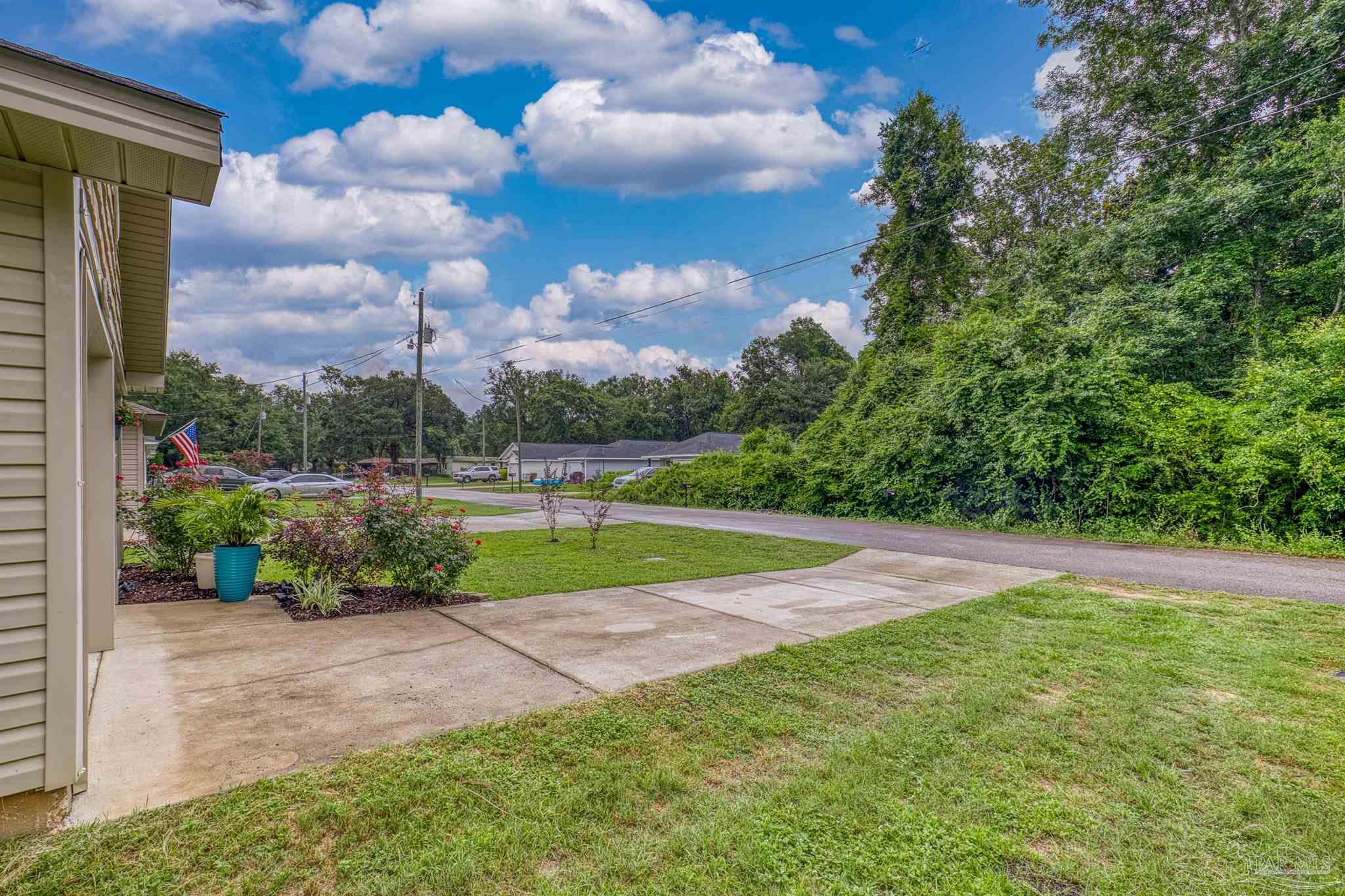 3963 Edgefield Street Pace, FL 32571 - Photo 38 of 57