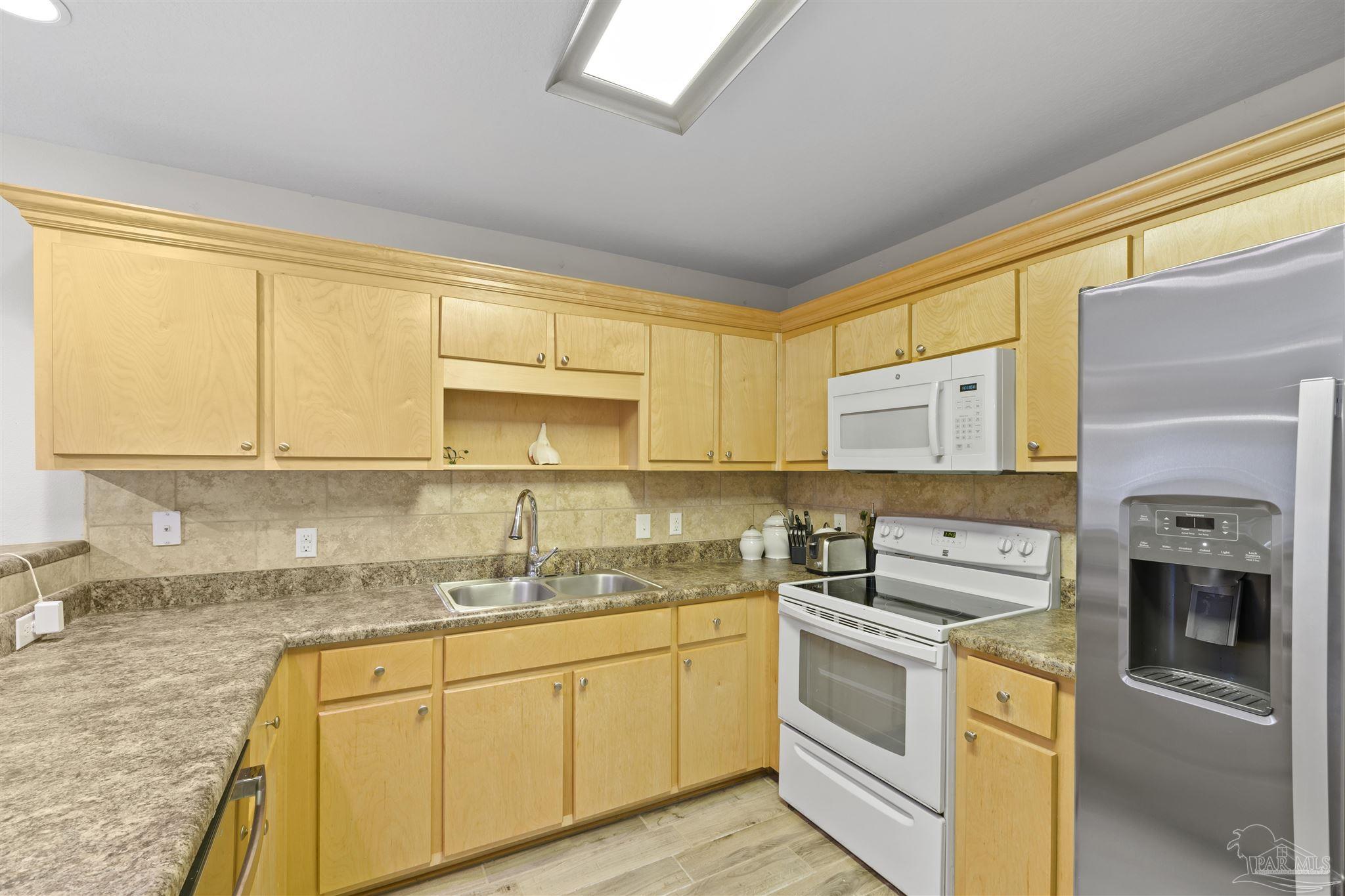 3963 Edgefield Street Pace, FL 32571 - Photo 7 of 57