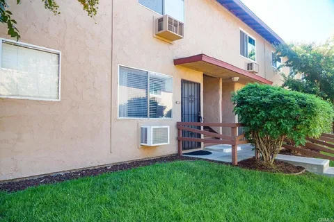 $325,000 | 9719 Winter Gardens Boulevard, Lakeside, CA 92040