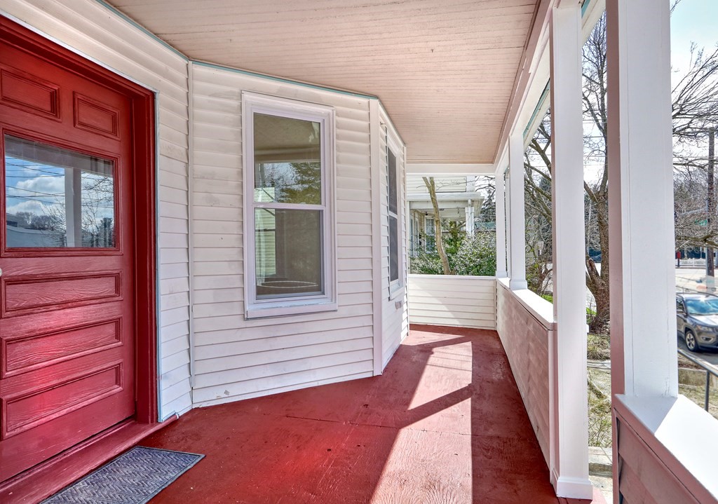 9 Temple Street Boston, MA 02132 - Photo 2 of 32
