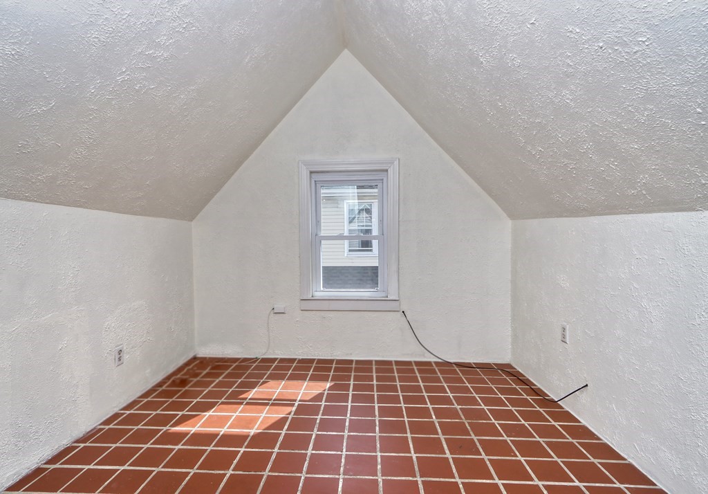 9 Temple Street Boston, MA 02132 - Photo 28 of 32