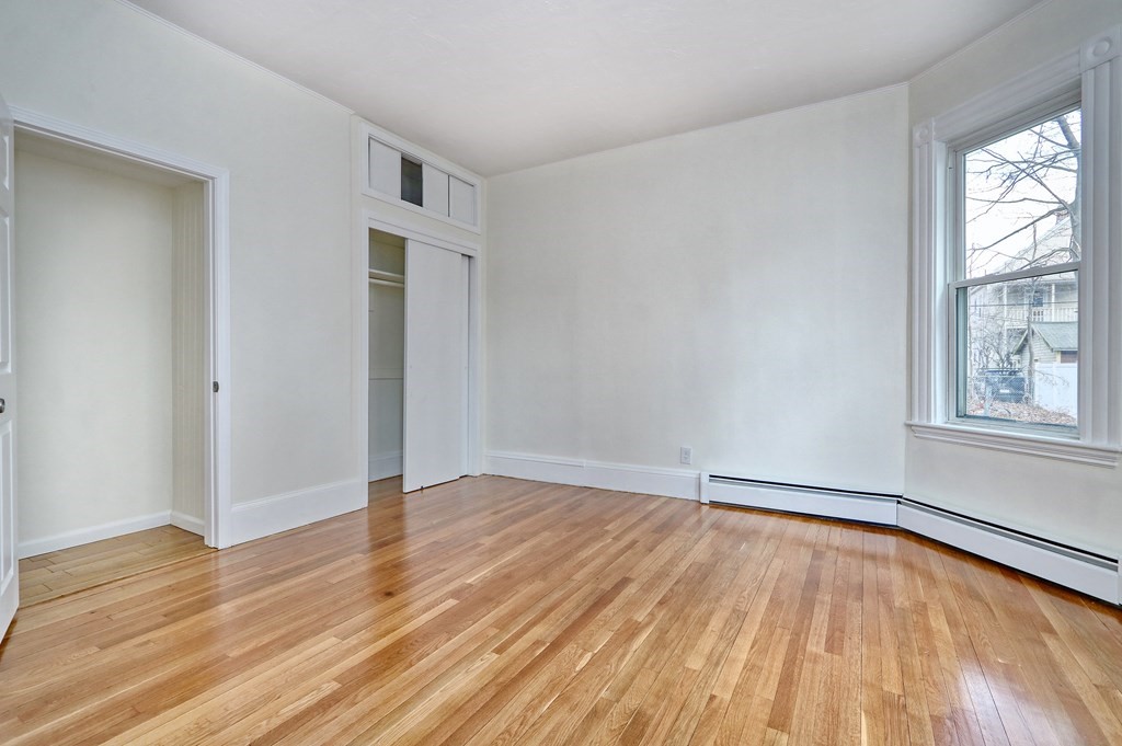 9 Temple Street Boston, MA 02132 - Photo 6 of 32