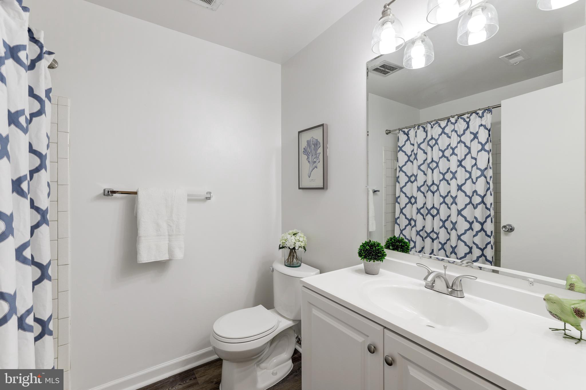 1402 Northgate Square, Unit 22B Reston, VA 20190 - Photo 23 of 27