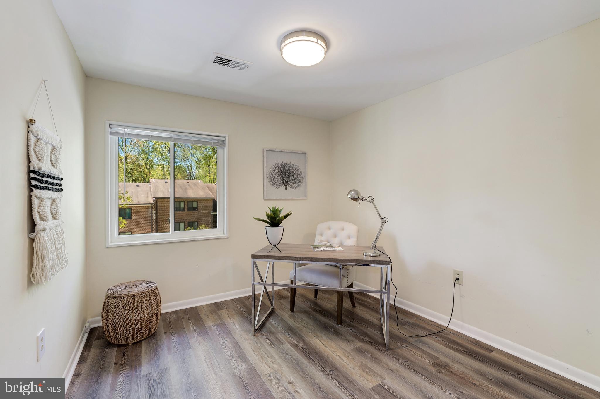 1402 Northgate Square, Unit 22B Reston, VA 20190 - Photo 24 of 27