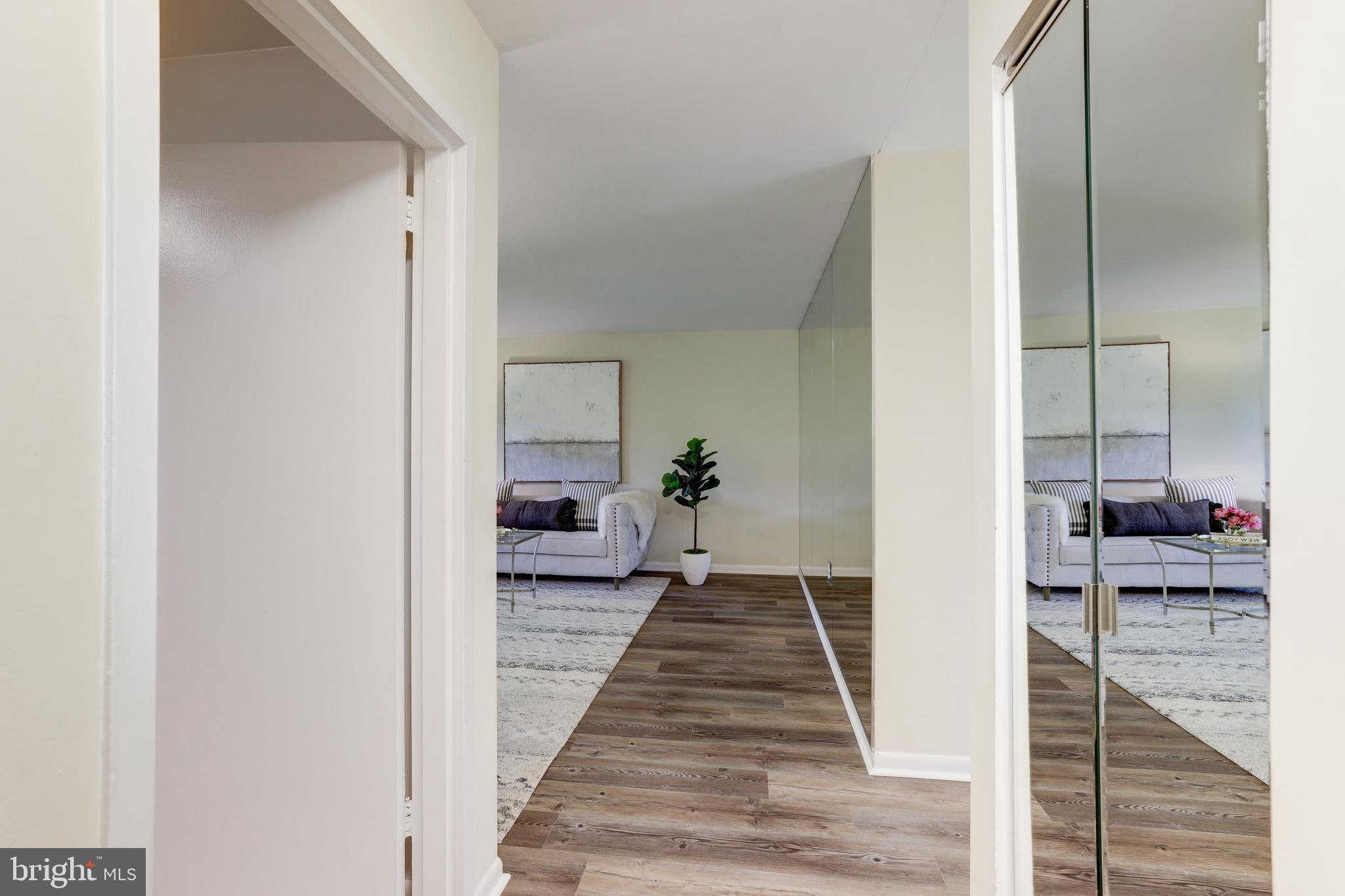 1402 Northgate Square, Unit 22B Reston, VA 20190 - Photo 6 of 27