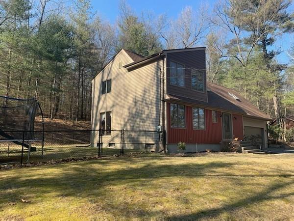 94 County Road Southampton, MA 01073 - Photo 3 of 17