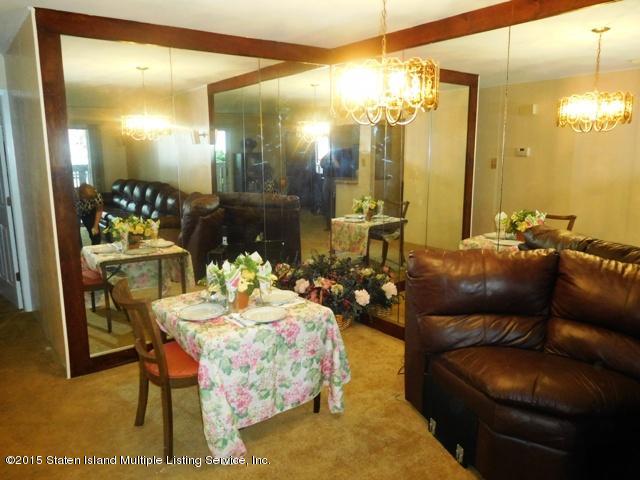 160 Timber Ridge Drive Staten Island, NY 10306 - Photo 6 of 20 016