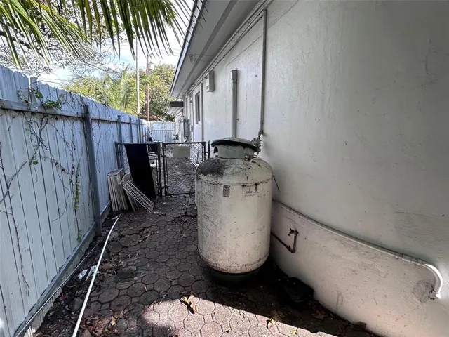 $1,700,000 | 510 Southwest 39th Avenue, Coral Gables, FL 33134