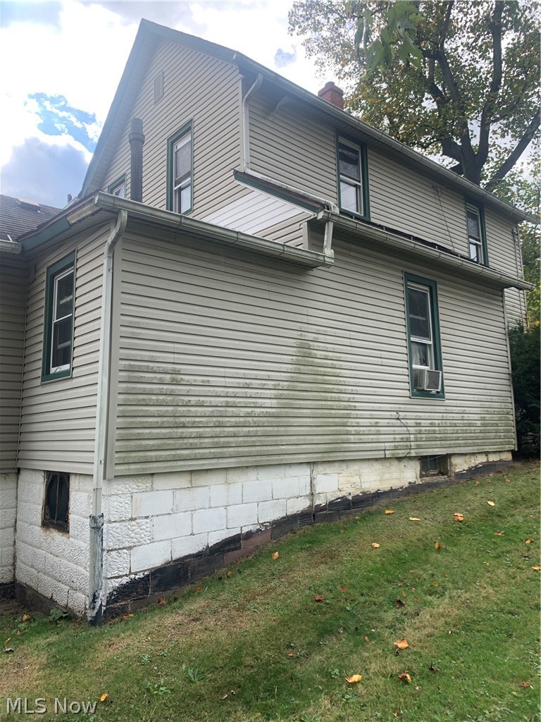 1867 Manchester Road Akron, OH 44314 - Photo 4 of 12