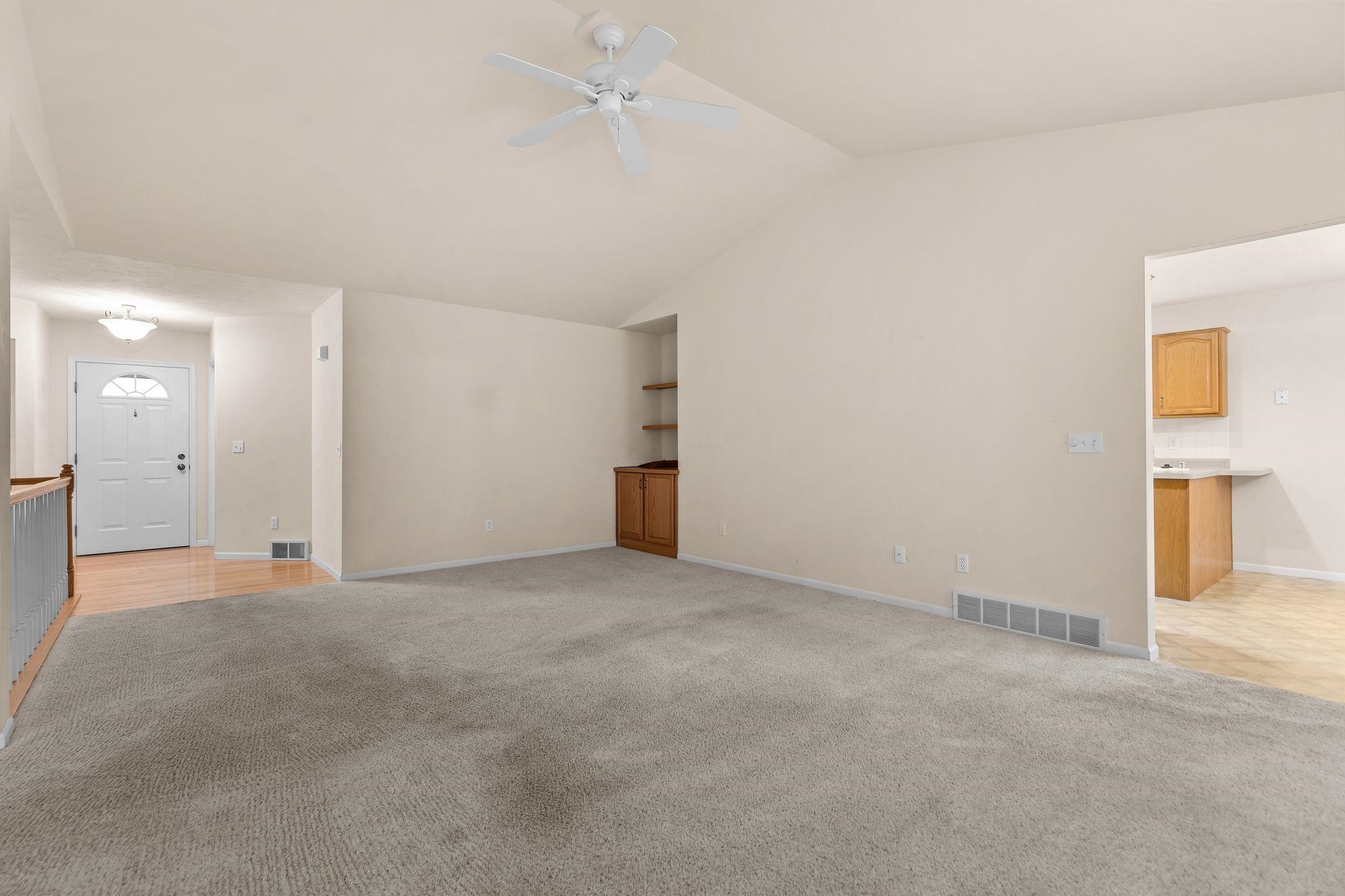 2936 North Appleton Street Appleton, WI 54911 - Photo 5 of 30 Gallery Image 5