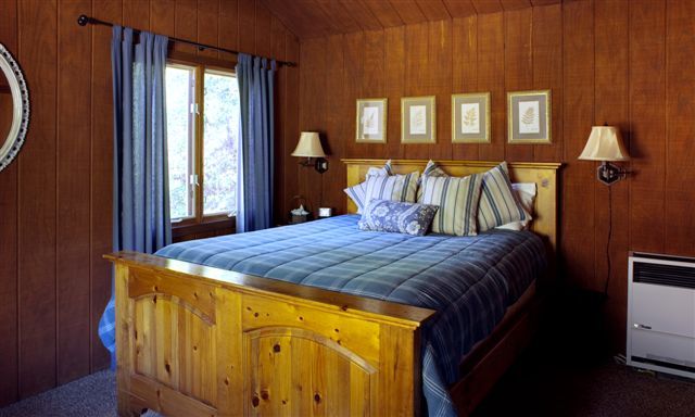 2417 Medcliff Road Santa Barbara, CA 93109 - Photo 5 of 21 a bedroom with a bed and window