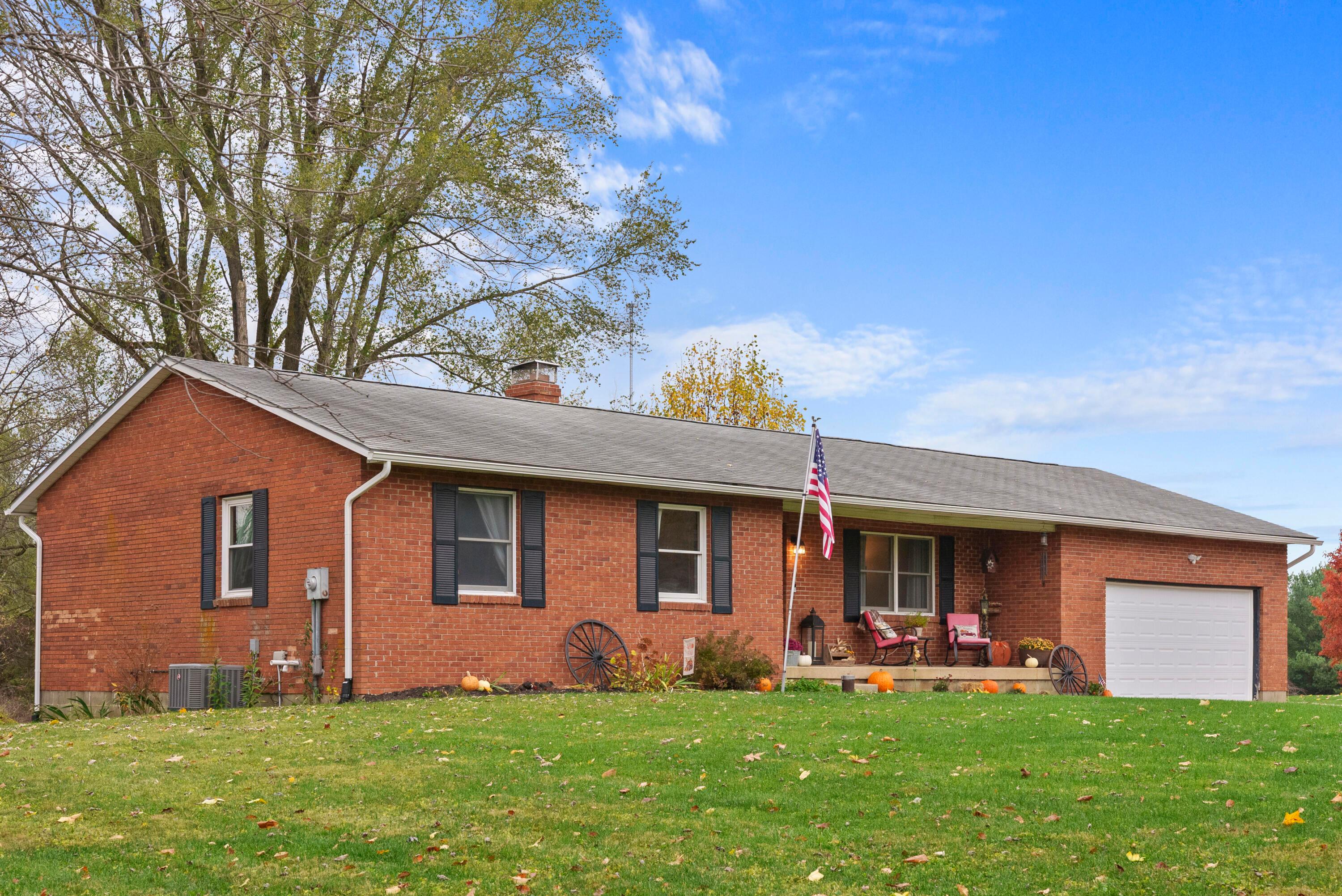 6489 Perry Road Centerburg, OH 43011 - Photo 1 of 31 DSC08522
