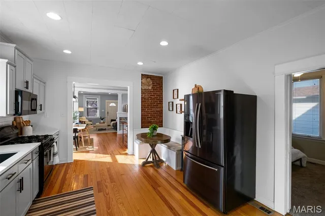 $200,000 | 8925 Argyle Avenue, Overland, MO 63114