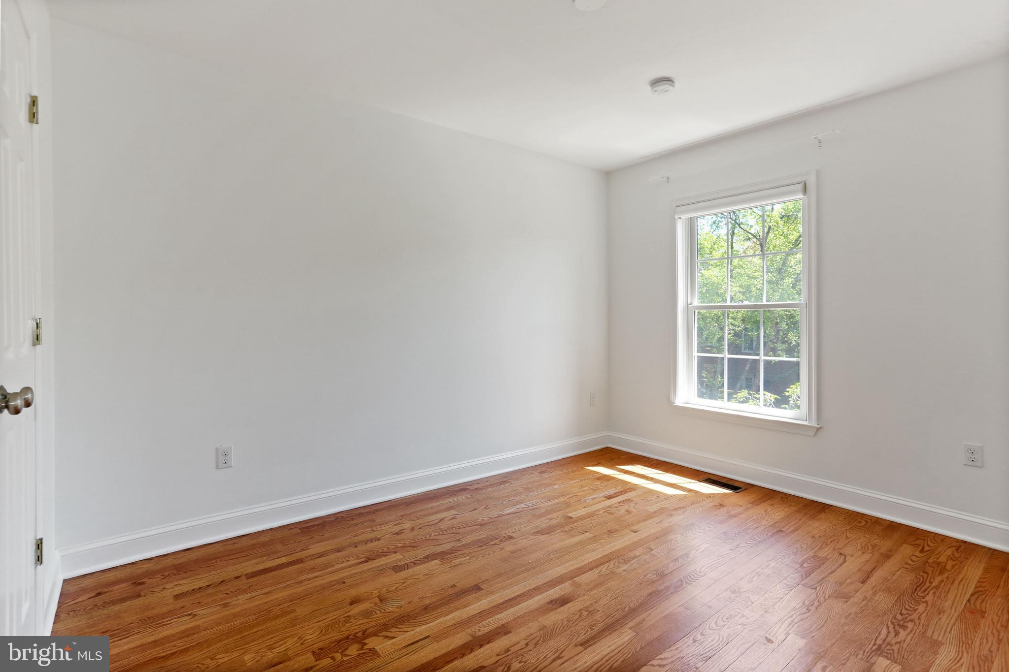 3651 Winfield Lane Northwest Washington, DC 20007 - Photo 26 of 42