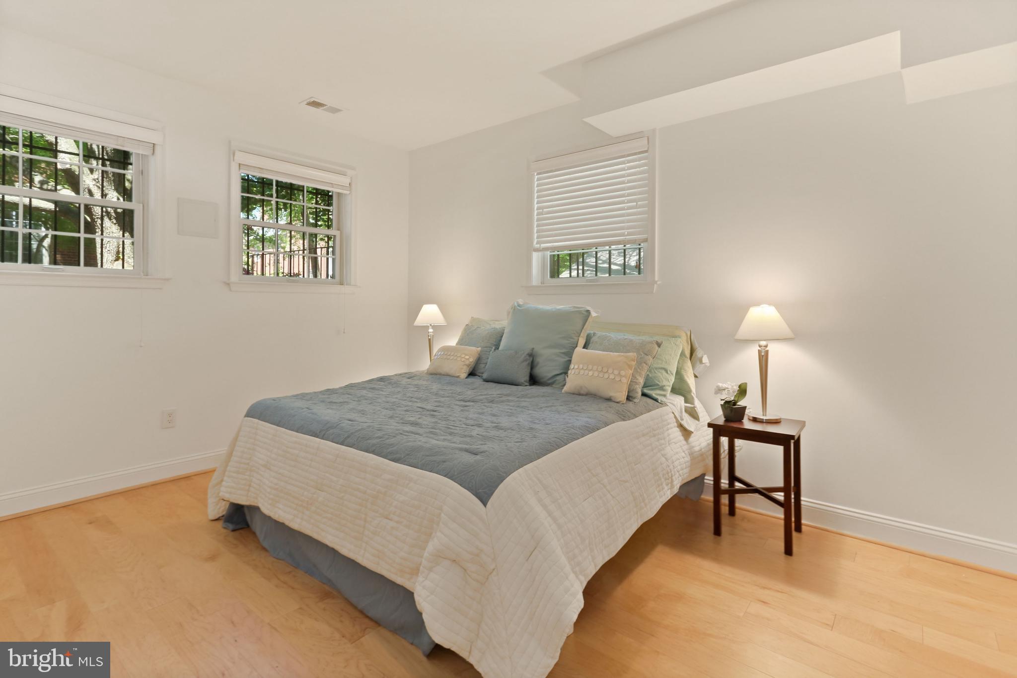 3651 Winfield Lane Northwest Washington, DC 20007 - Photo 28 of 42