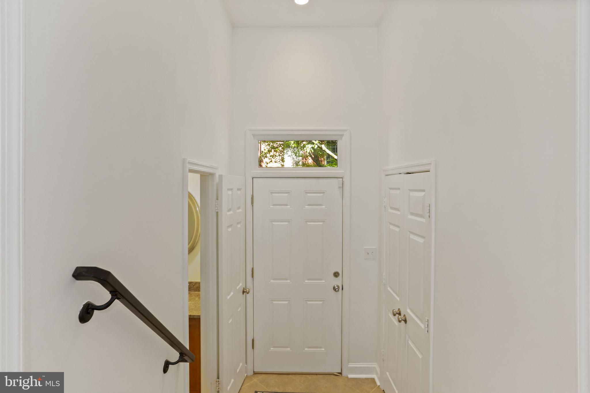 3651 Winfield Lane Northwest Washington, DC 20007 - Photo 4 of 42