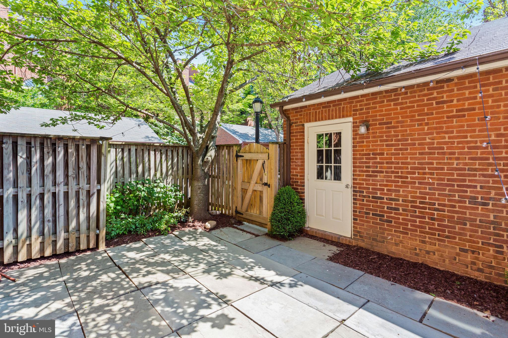 3651 Winfield Lane Northwest Washington, DC 20007 - Photo 34 of 42