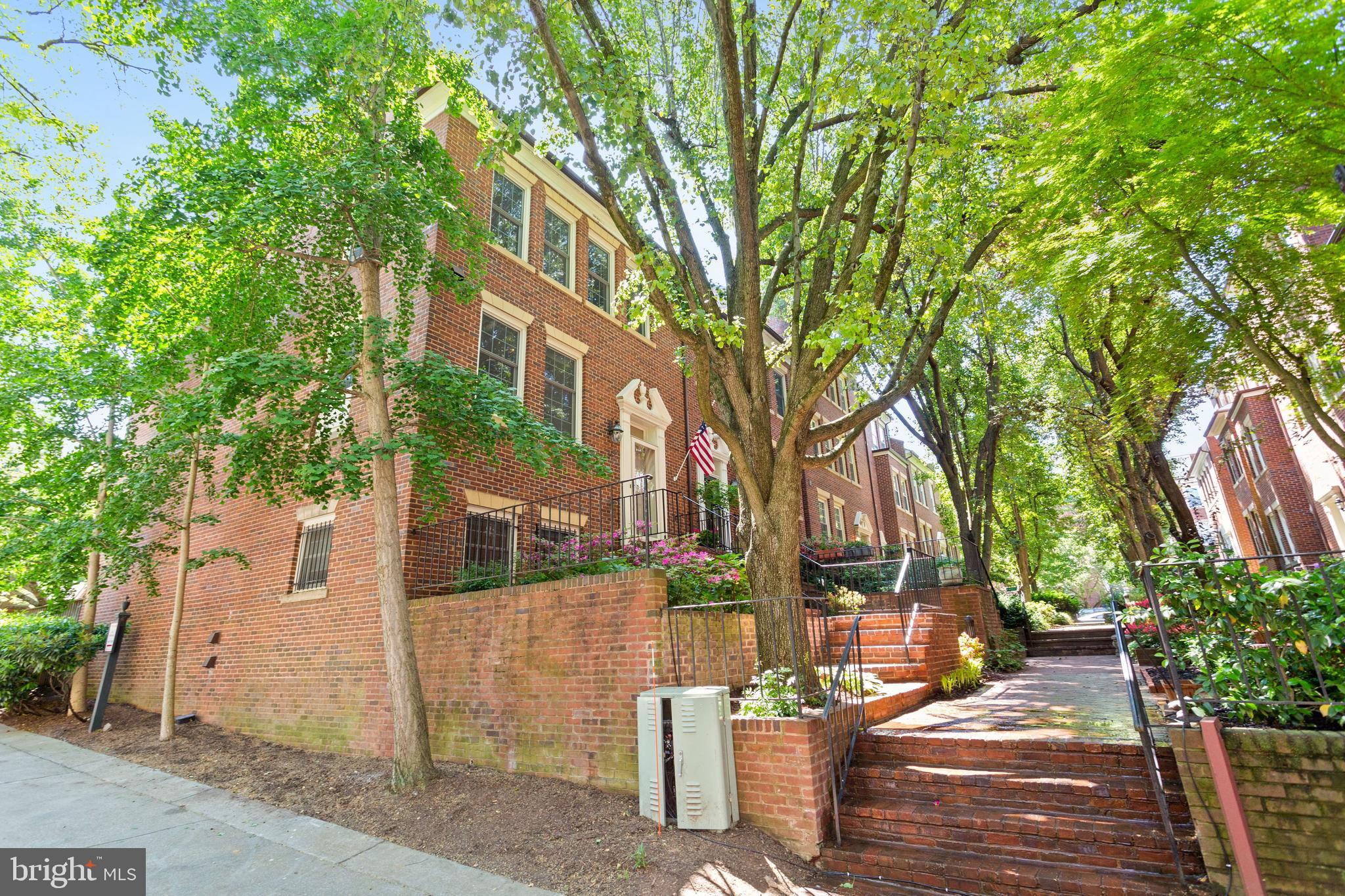 3651 Winfield Lane Northwest Washington, DC 20007 - Photo 38 of 42