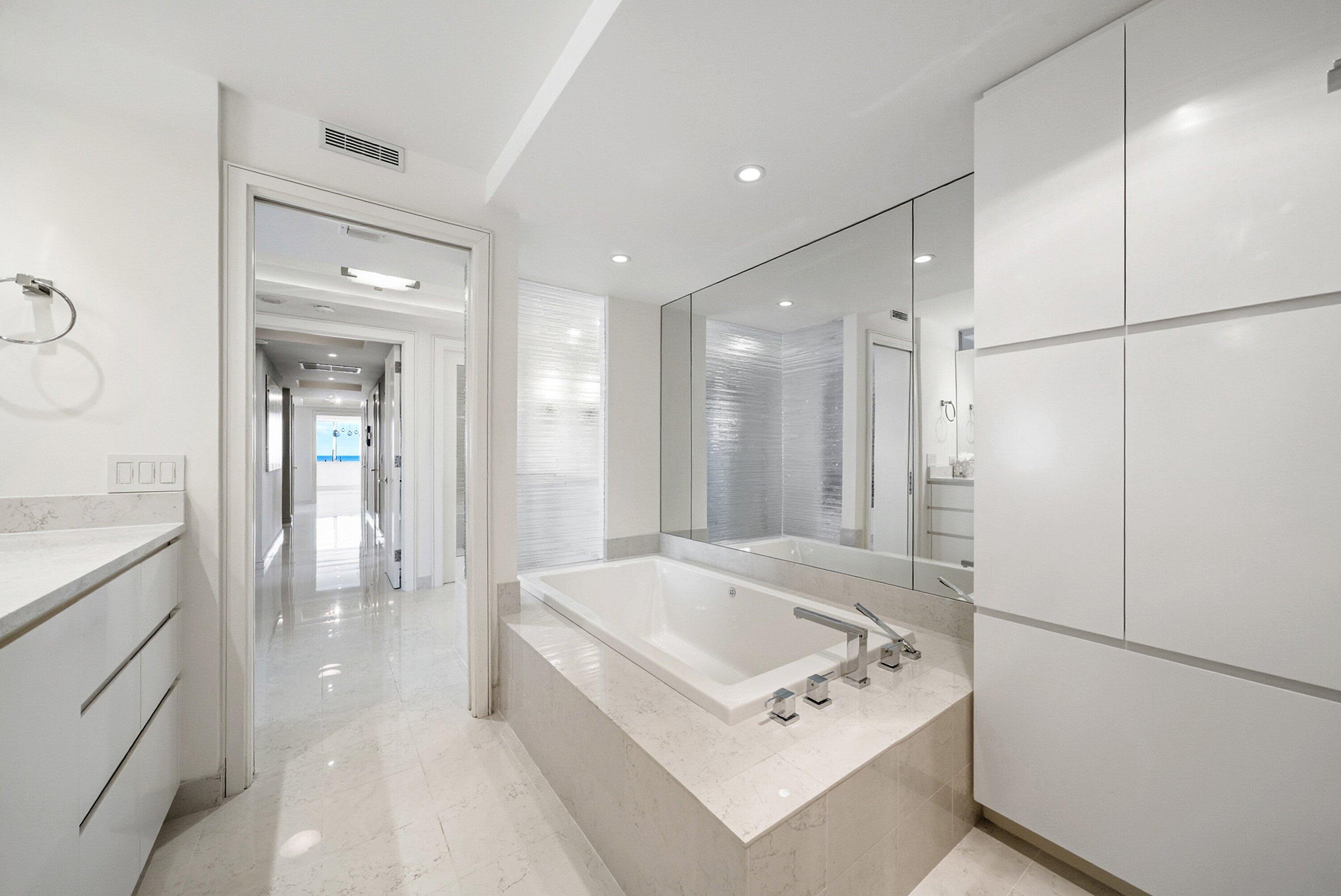 700 South Ocean Boulevard, Unit 501 Boca Raton, FL 33432 - Photo 48 of 73 046-700SouthOceanBoulevard-501-BocaRaton